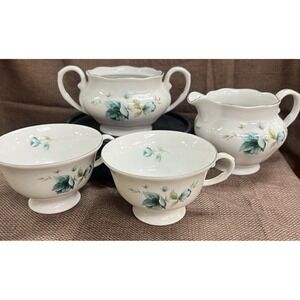 VTG Favolina Wawel Blue‎ Morning Flower Set. 2 Cups, Sugar bowl, Creamer (135)